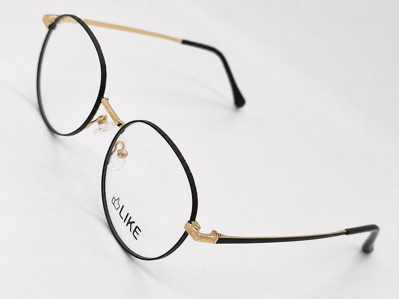 Оправы в салоне LIKE Optika